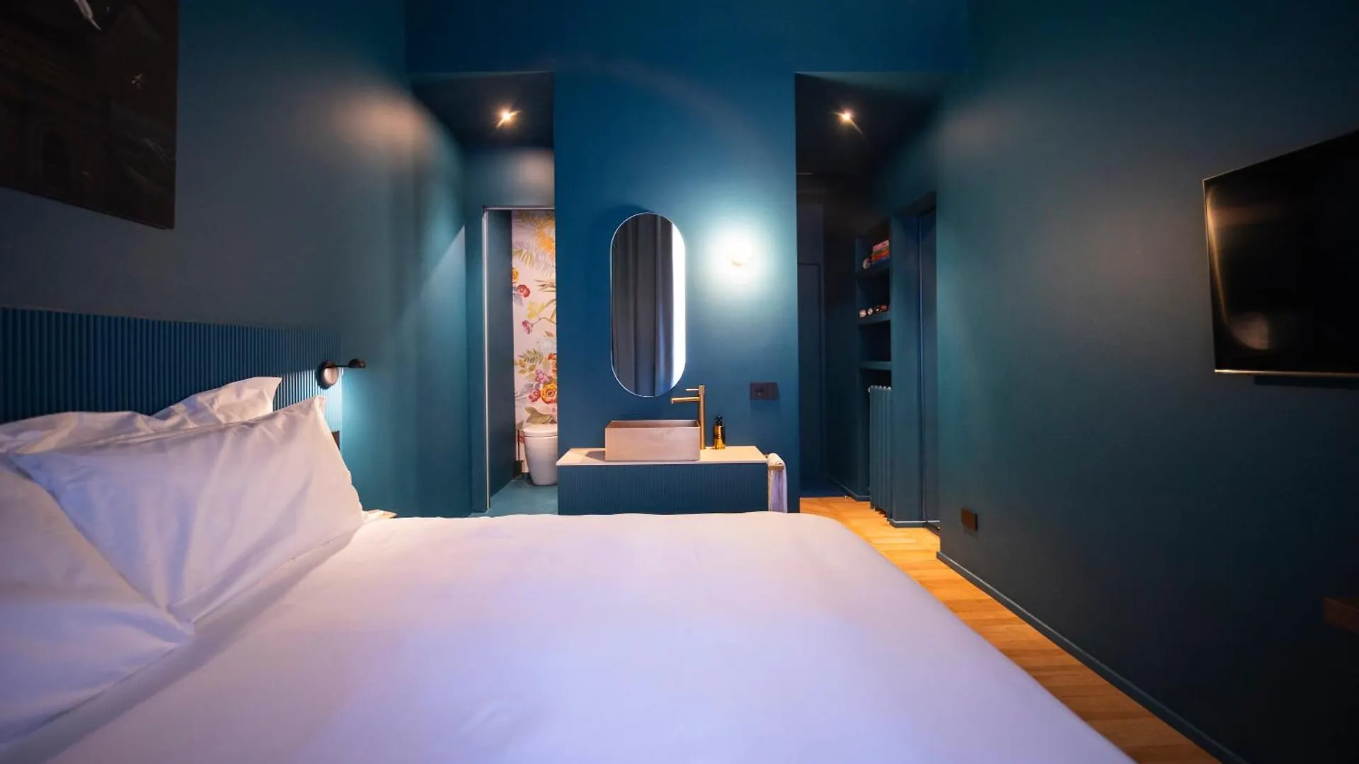 Guest house Fontana 16 Rooms Milan Italy