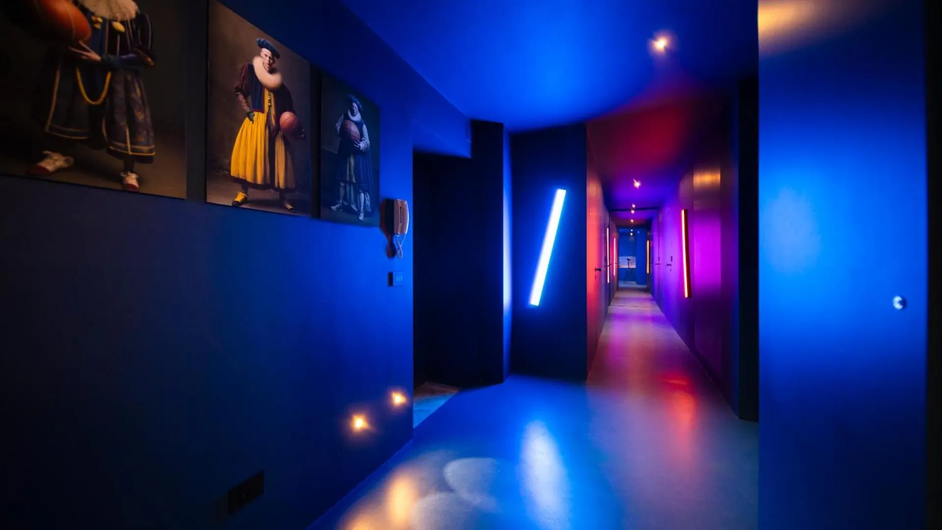 Fontana 16 Rooms Milan Italy